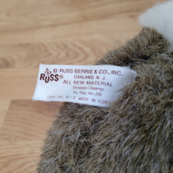 Russ Berrie Realist Plush Bunny Rabbit Stuffed Animal Bartholomew Easter Vintage - Picture 2 of 7